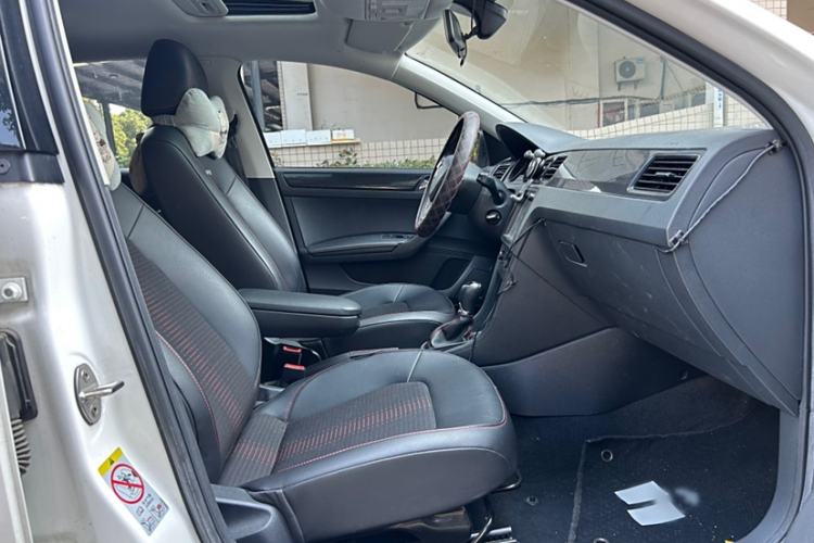 Used Skoda Rapid Spaceback 2018 TSI230 DSG Sport Edition Interior 11
