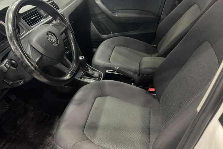 Used Skoda Rapid Spaceback 2018 1.6L Automatic Standard Edition Interior 3