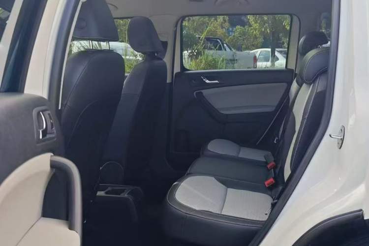 Used Skoda Rapid Spaceback 2018 1.6L Automatic Comfort Edition Interior 3