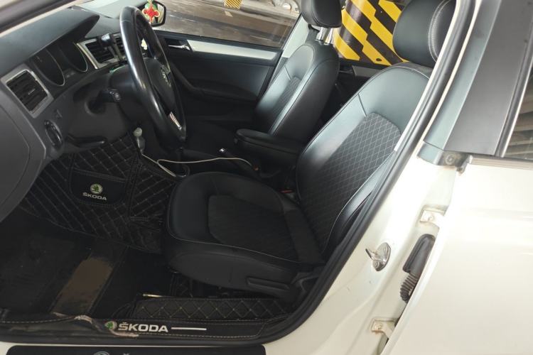 Used Skoda Rapid Spaceback 2018 1.6L Manual Comfort Edition Left Front Seat
