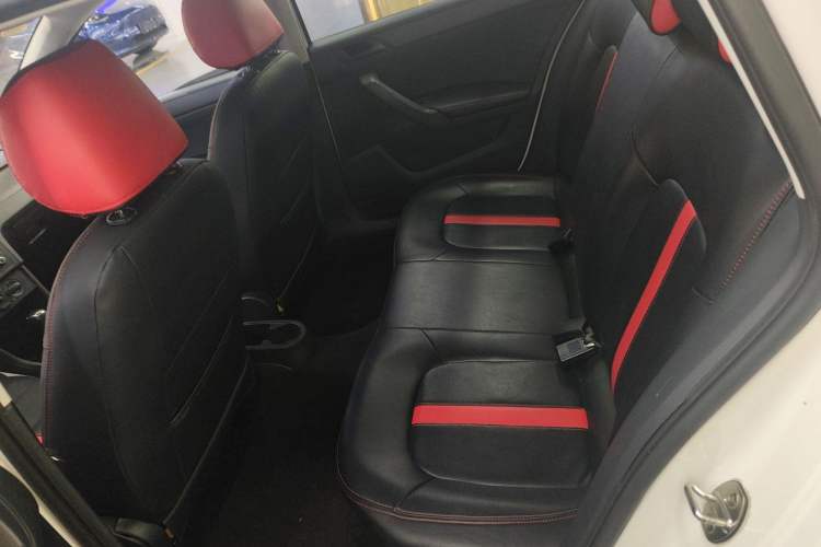 Used Skoda Rapid Spaceback 2018 1.6L Automatic Standard Edition Left Rear Seat