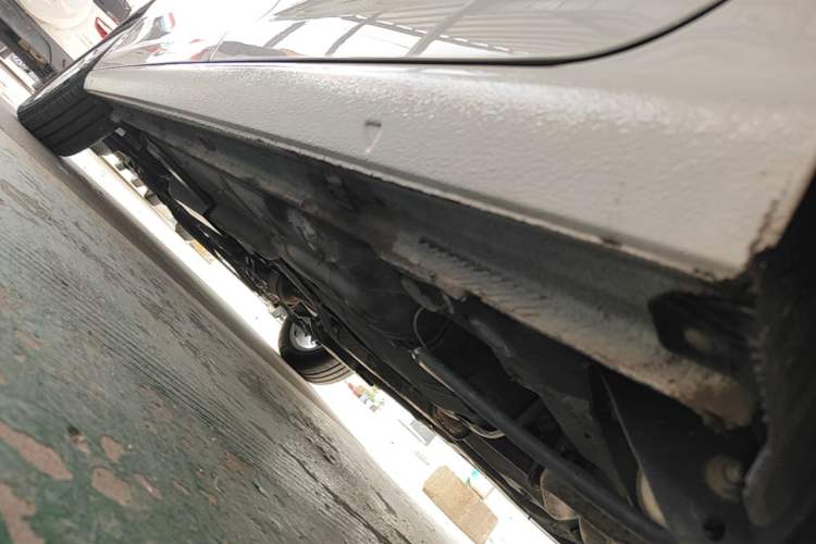 Used Skoda Rapid Spaceback 2018 1.6L Automatic Comfort Edition Left Side Sill