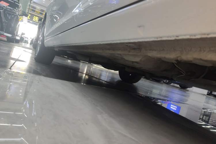 Used Skoda Rapid Spaceback 2018 1.6L Automatic Standard Edition Left Side Sill