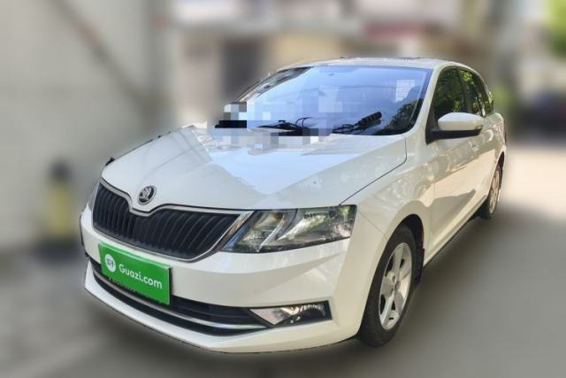 Used Skoda Rapid Spaceback 2018 1.6L Manual Comfort Edition