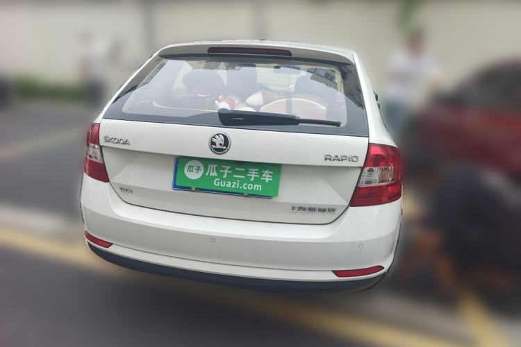 Used Skoda Rapid Spaceback 2018 1.6L Automatic Comfort Edition Rear