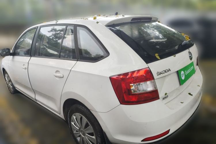 Used Skoda Rapid Spaceback 2018 1.6L Automatic Standard Edition Rear Left 45 Deg