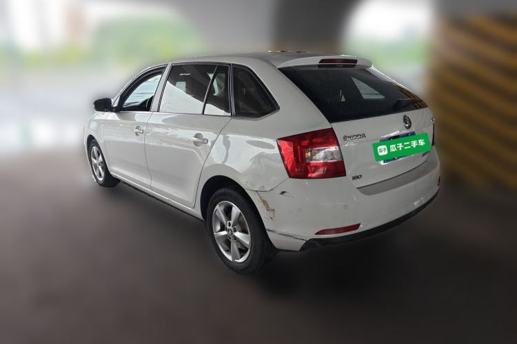 Used Skoda Rapid Spaceback 2018 1.6L Manual Comfort Edition Rear Left 45 Deg