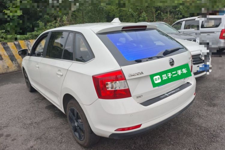 Used Skoda Rapid Spaceback 2018 1.6L Automatic Comfort Edition Rear Left 45 Deg
