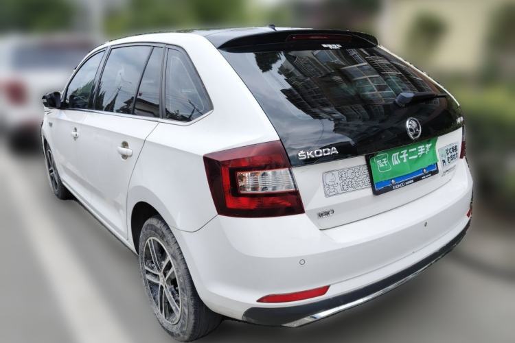 Used Skoda Rapid Spaceback 2018 1.6L Automatic Sport Edition Rear Left 45 Deg