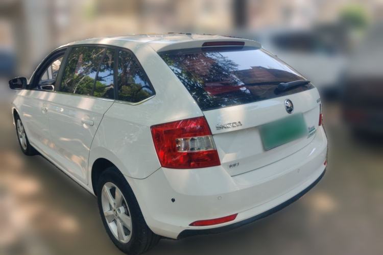 Used Skoda Rapid Spaceback 2018 1.6L Automatic Comfort Edition Rear Left 45 Deg