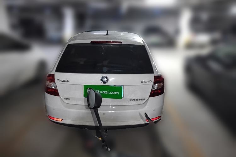 Used Skoda Rapid Spaceback 2018 1.6L Automatic Comfort Edition Rear