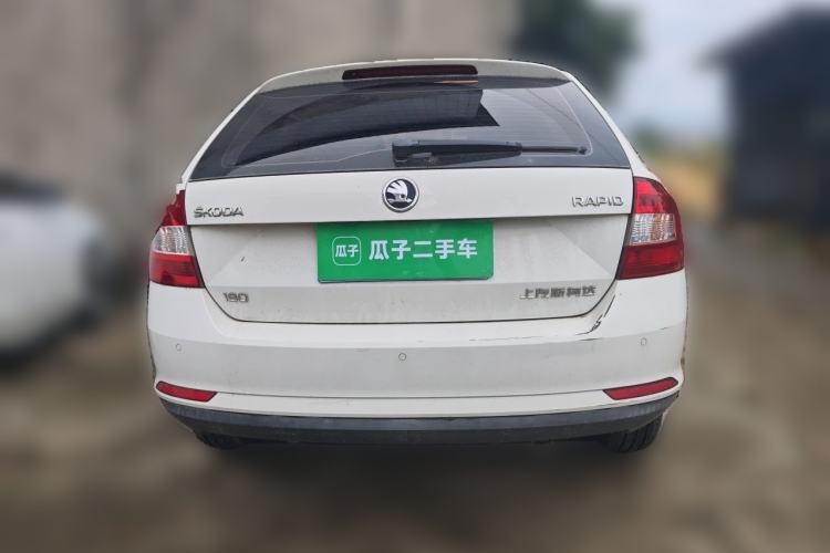 Used Skoda Rapid Spaceback 2018 1.6L Automatic Comfort Edition Rear