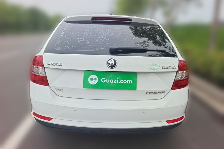 Used Skoda Rapid Spaceback 2018 1.6L Manual Standard Edition Rear