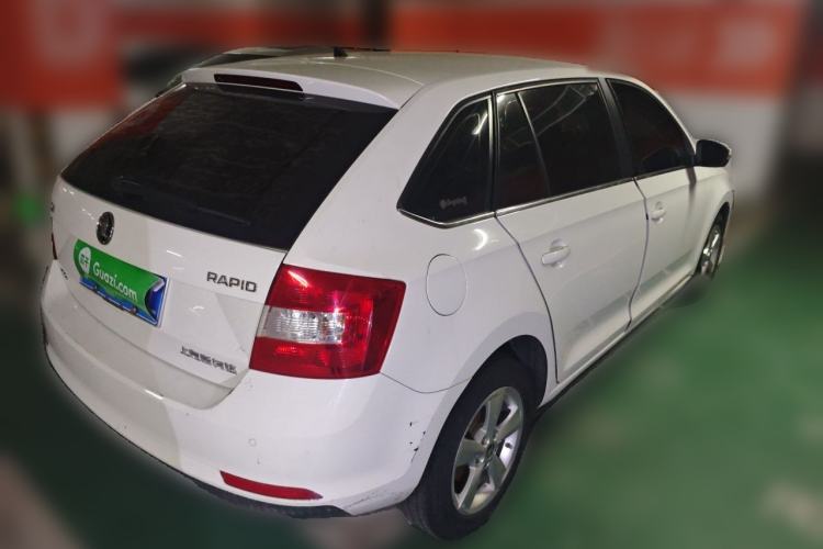 Used Skoda Rapid Spaceback 2018 1.6L Automatic Comfort Edition Rear Right 45 Deg