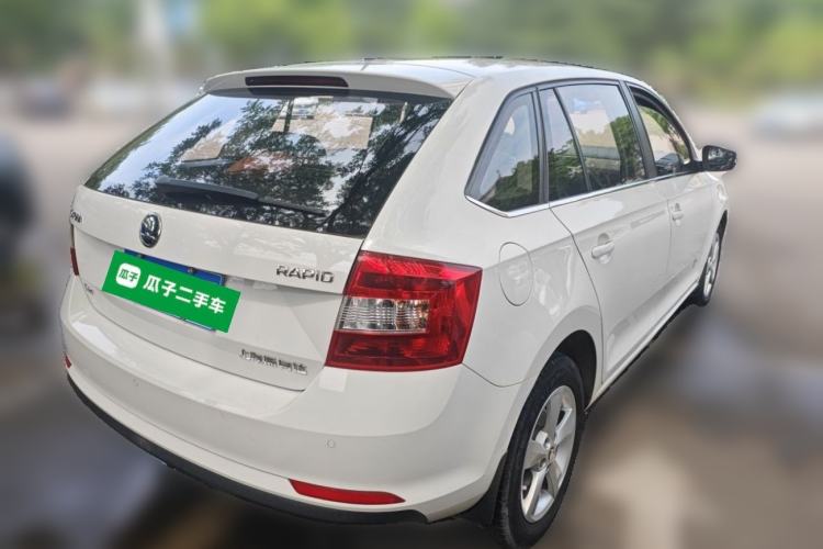 Used Skoda Rapid Spaceback 2018 1.6L Automatic Comfort Edition Rear Right 45 Deg