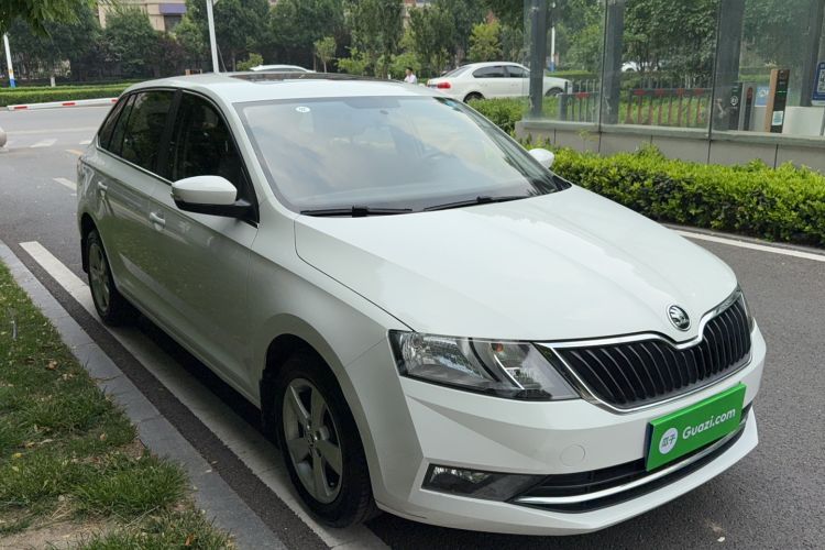 Used Skoda Rapid Spaceback 2018 1.6L Manual Comfort Edition Rear Right 45 Deg