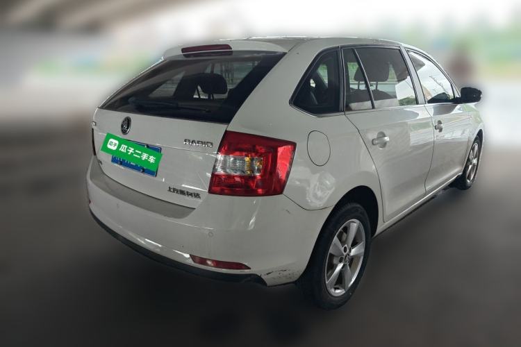 Used Skoda Rapid Spaceback 2018 1.6L Manual Comfort Edition Rear Right 45 Deg