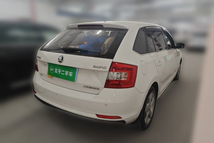 Used Skoda Rapid Spaceback 2018 1.6L Manual Comfort Edition Rear Right 45 Deg