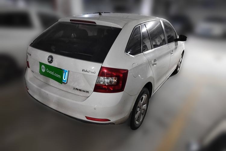 Used Skoda Rapid Spaceback 2018 1.6L Automatic Comfort Edition Rear Right 45 Deg