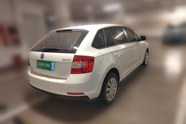 Used Skoda Rapid Spaceback 2018 1.6L Manual Standard Edition Rear Right 45 Deg