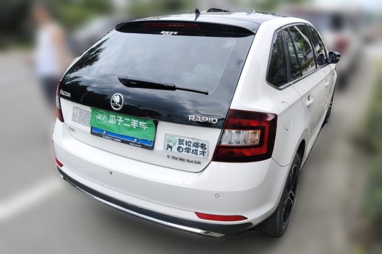 Used Skoda Rapid Spaceback 2018 1.6L Automatic Sport Edition Rear Right 45 Deg