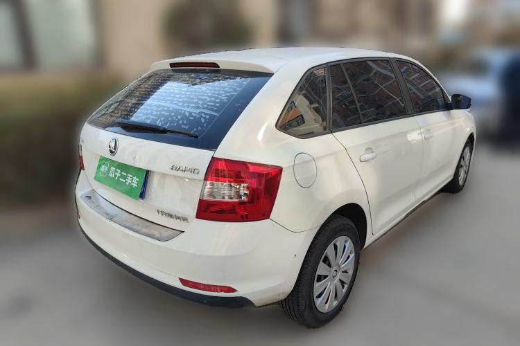 Used Skoda Rapid Spaceback 2018 1.4L Manual Standard Edition Rear Right 45 Deg