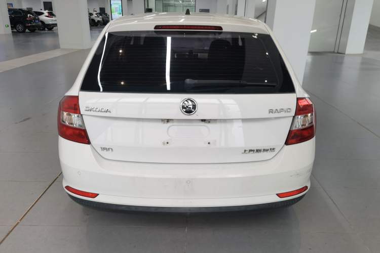 Used Skoda Rapid Spaceback 2018 1.6L Automatic Comfort Edition Rear
