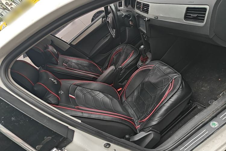 Used Skoda Rapid Spaceback 2018 1.6L Automatic Comfort Edition Right Front Seat