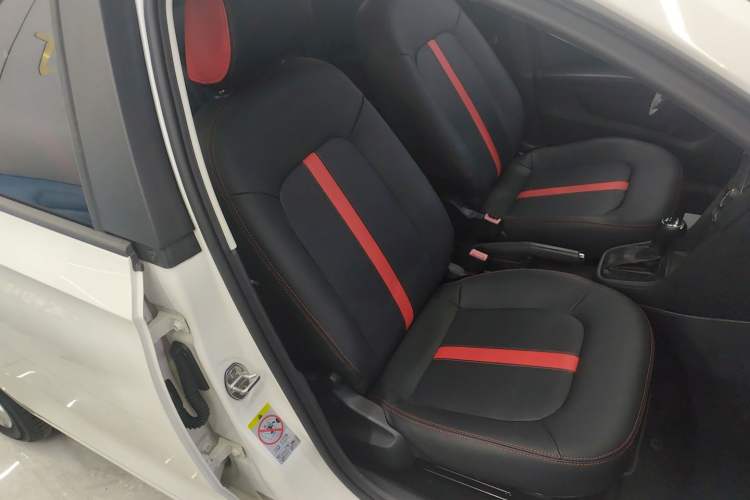 Used Skoda Rapid Spaceback 2018 1.6L Automatic Standard Edition Right Front Seat