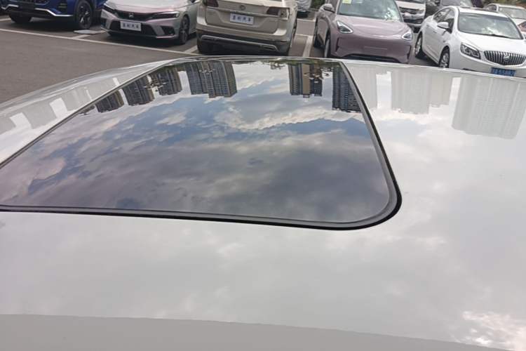 Used Skoda Rapid Spaceback 2018 1.6L Automatic Comfort Edition Roof