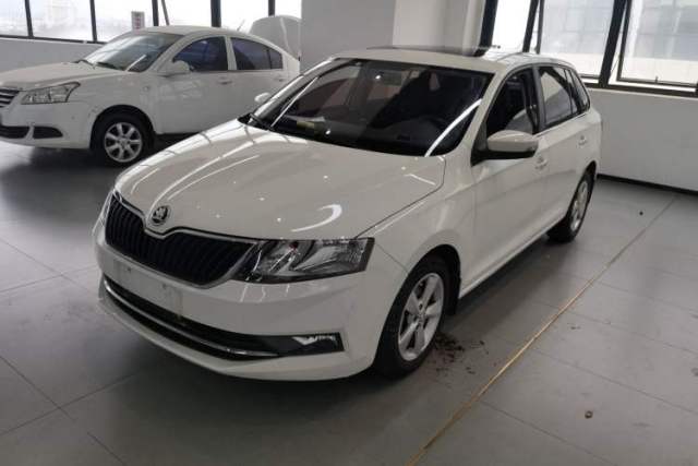 Used Skoda Rapid Spaceback 2018 1.6L Automatic Comfort Edition