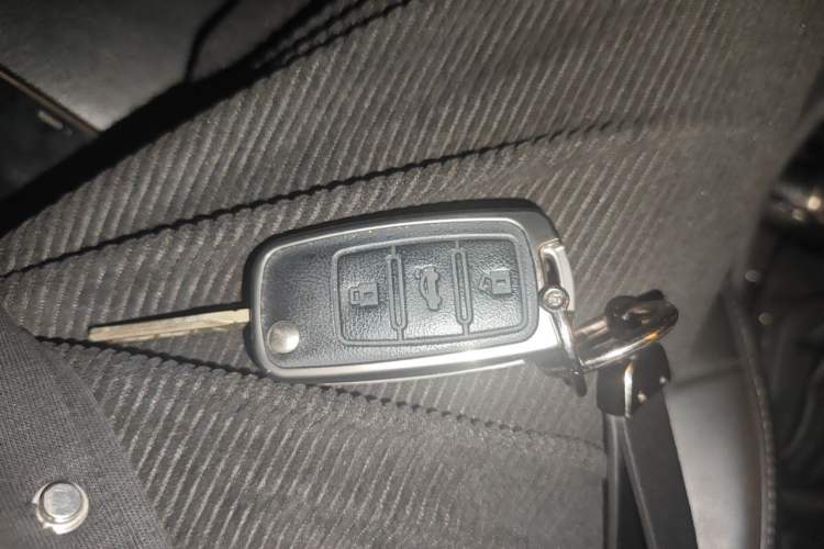 Used Skoda Rapid Spaceback 2018 1.6L Automatic Comfort Edition Vehicle Key