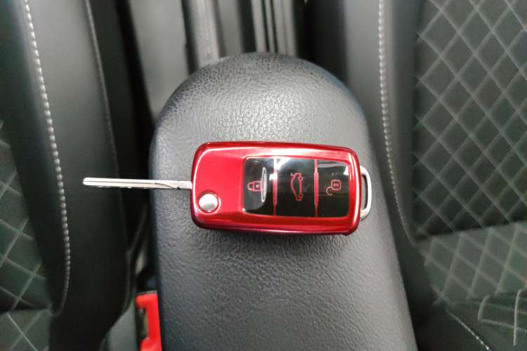Used Skoda Rapid Spaceback 2018 1.6L Automatic Comfort Edition Vehicle Key