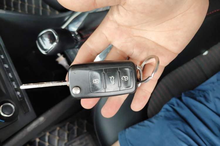Used Skoda Rapid Spaceback 2018 1.6L Automatic Sport Edition Vehicle Key