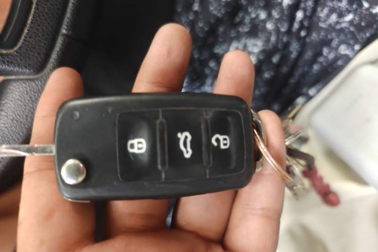 Used Skoda Rapid Spaceback 2018 1.6L Manual Standard Edition Vehicle Key