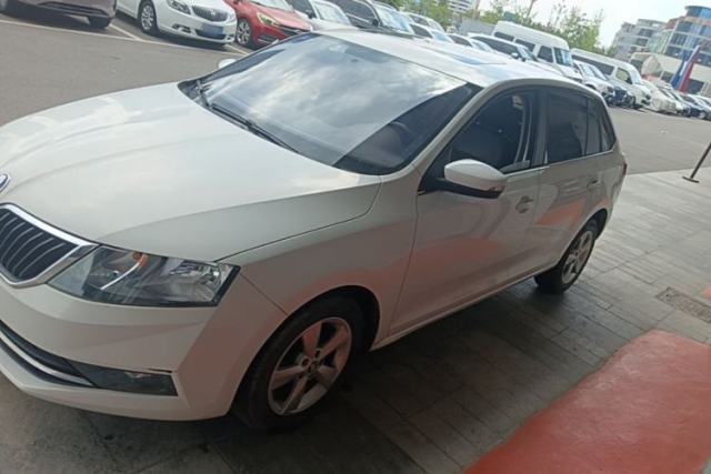 Used Skoda Rapid Spaceback 2018 1.6L Automatic Comfort Edition