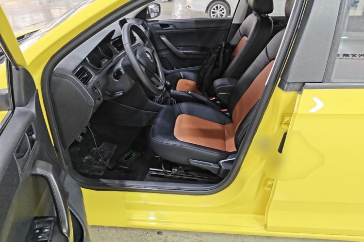 Used Skoda Rapid Spaceback 2018 1.4L Manual Standard Edition Left Front Seat