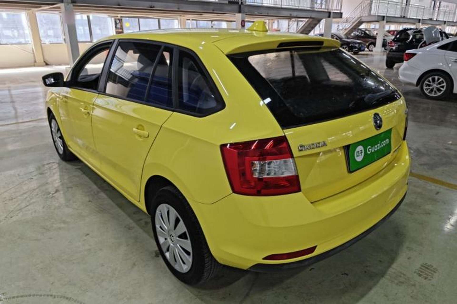 Used Skoda Rapid Spaceback 2018 1.4L Manual Standard Edition Rear Left 45 Deg