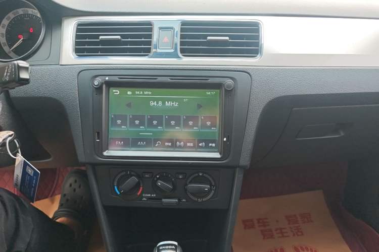 Used Skoda Rapid Spaceback 2019 Revised Version 1.5L Automatic Comfort Edition China VI Standard Audio And AC Panel