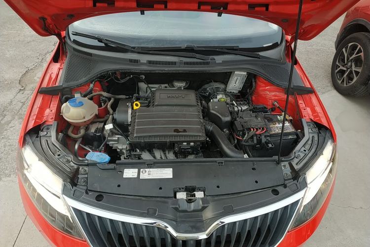 Used Skoda Rapid Spaceback 2019 1.5L Automatic Comfort Edition Engine Bay