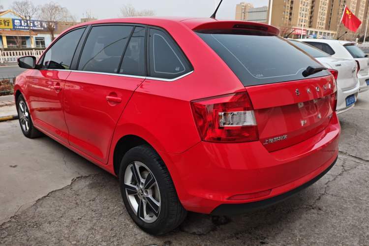 Used Skoda Rapid Spaceback 2019 1.5L Automatic Comfort Edition Exterior 2