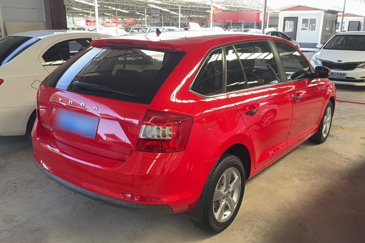 Used Skoda Rapid Spaceback 2019 Revised Version 1.5L Automatic Comfort Edition China V Standard Exterior 3