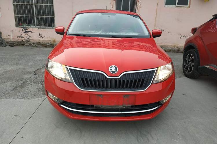 Used Skoda Rapid Spaceback 2019 1.5L Automatic Comfort Edition Front