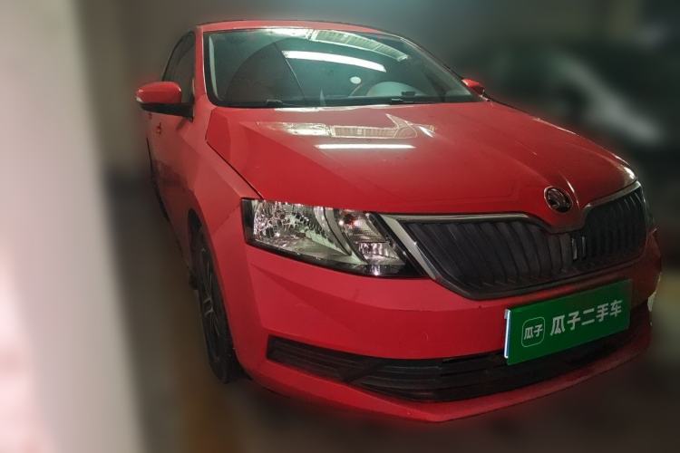 Used Skoda Rapid Spaceback 2019 1.5L Automatic Standard Edition Front Right 45 Deg