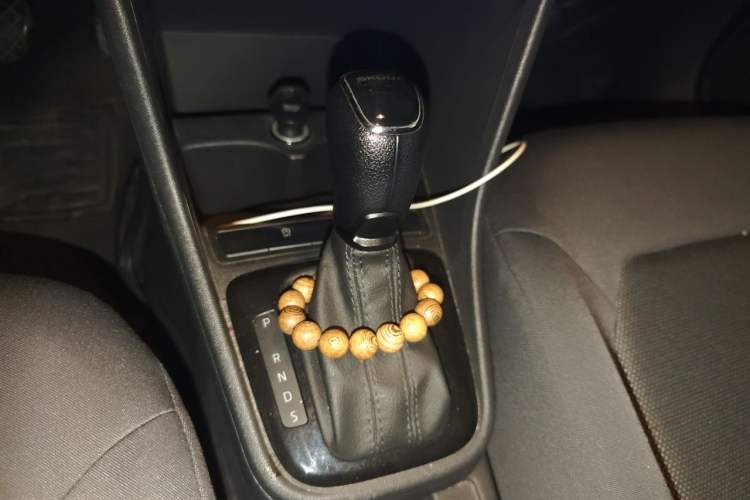 Used Skoda Rapid Spaceback 2019 1.5L Automatic Standard Edition Gear Lever
