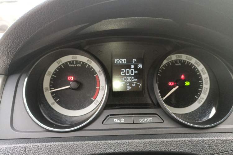 Used Skoda Rapid Spaceback 2019 1.5L Automatic Comfort Edition Instrument Cluster