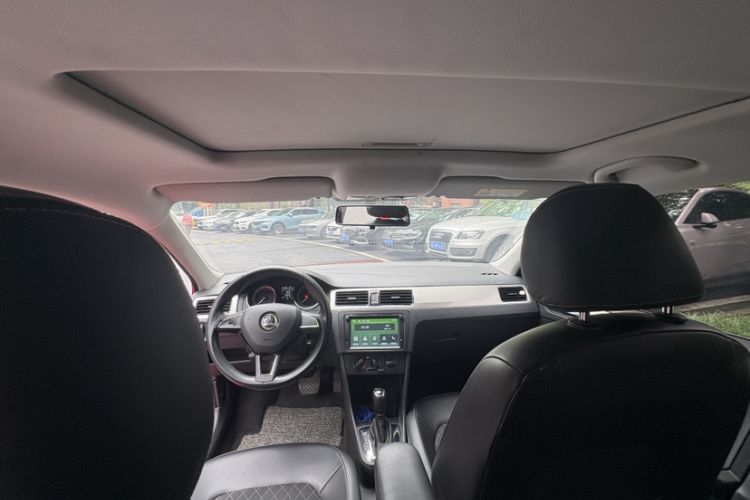 Used Skoda Rapid Spaceback 2019 Revised Version 1.5L Automatic Comfort Edition China VI Standard Interior 2