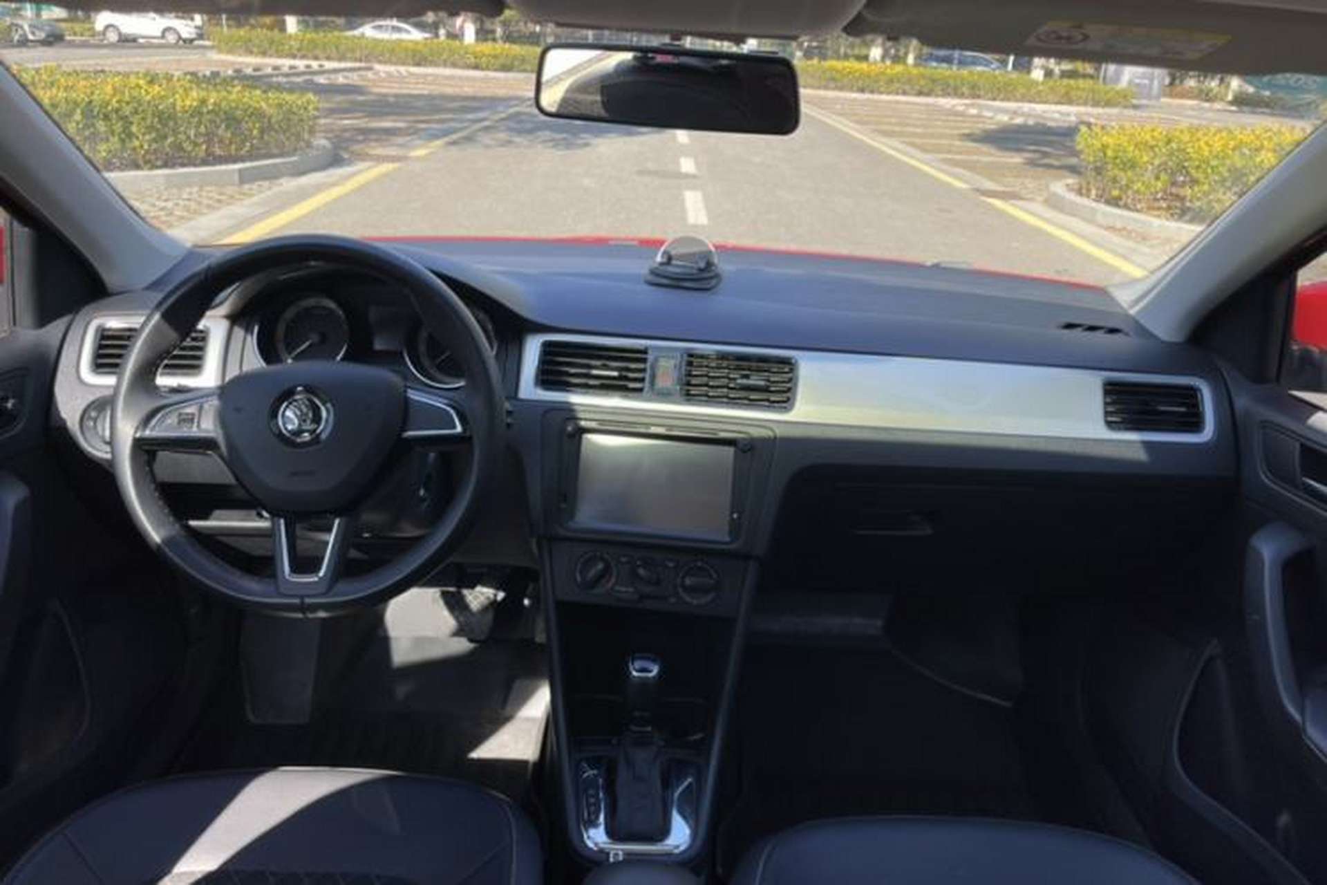 Used Skoda Rapid Spaceback 2019 Revised Version 1.5L Automatic Comfort Edition China VI Standard Interior 2