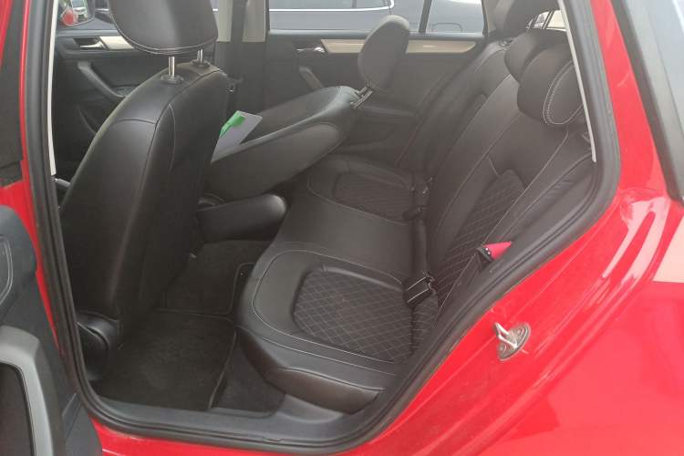Used Skoda Rapid Spaceback 2019 1.5L Automatic Comfort Edition Interior 4