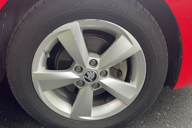 Used Skoda Rapid Spaceback 2019 Revised Version 1.5L Automatic Comfort Edition China VI Standard Interior 4